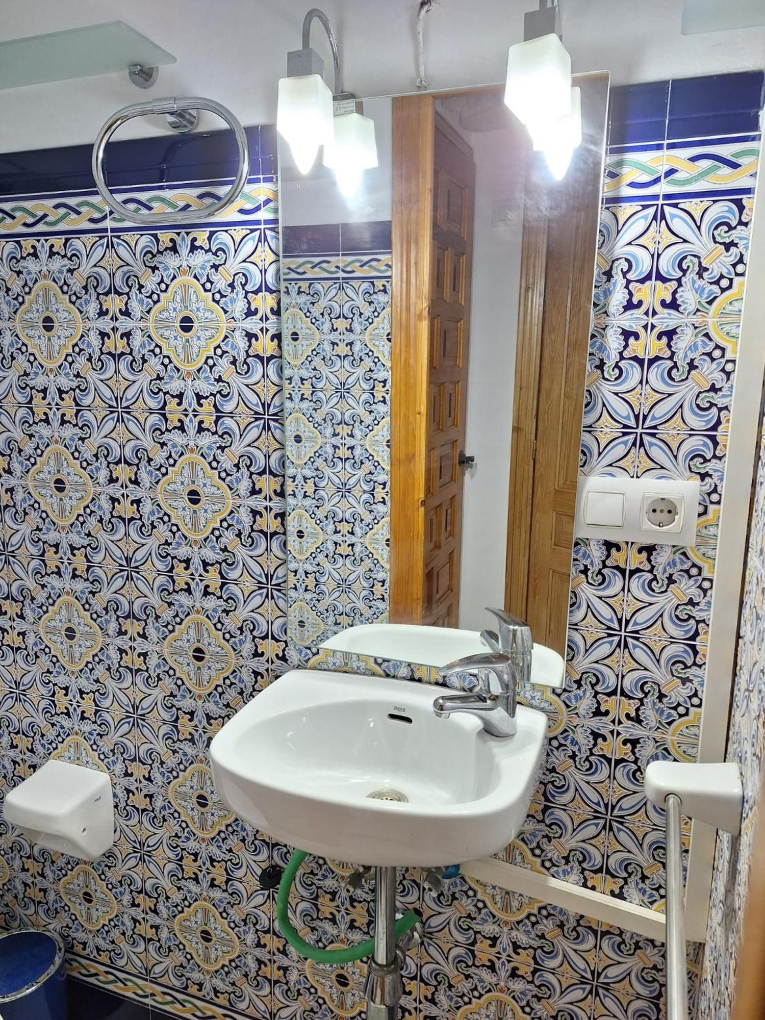 Apartamento Plaza San Roman Sewilla Zewnętrze zdjęcie